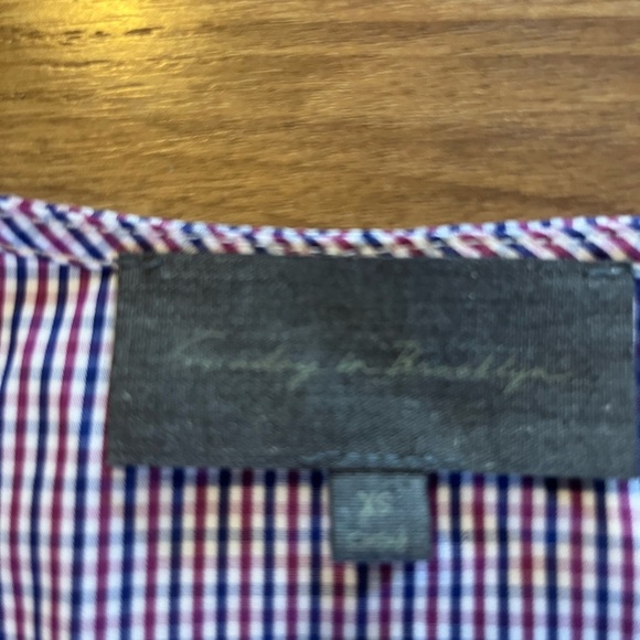 Check ruffle sleeve top - Picture 6 of 7